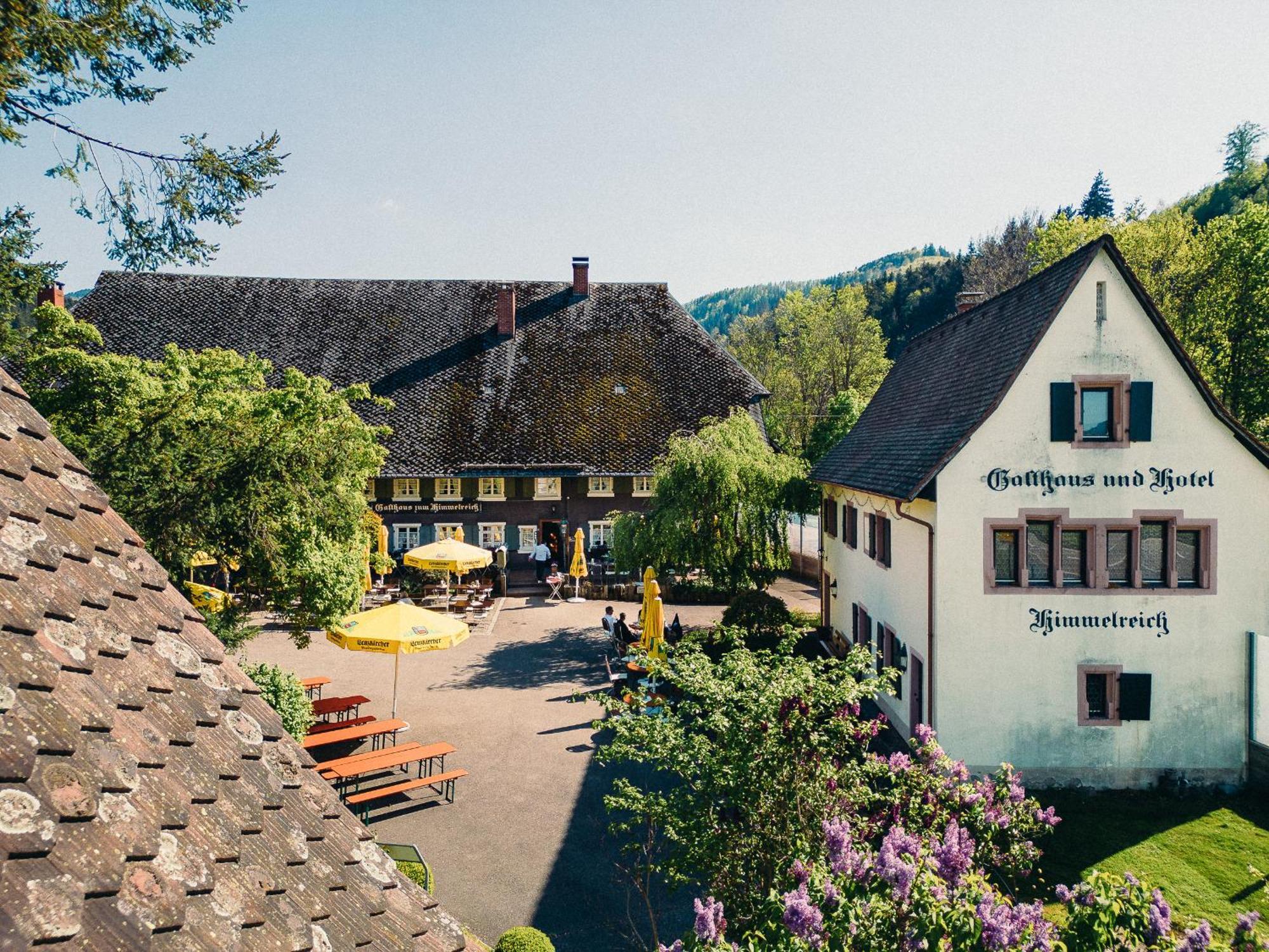 Hofgut Himmelreich Hotel Kirchzarten Exterior photo